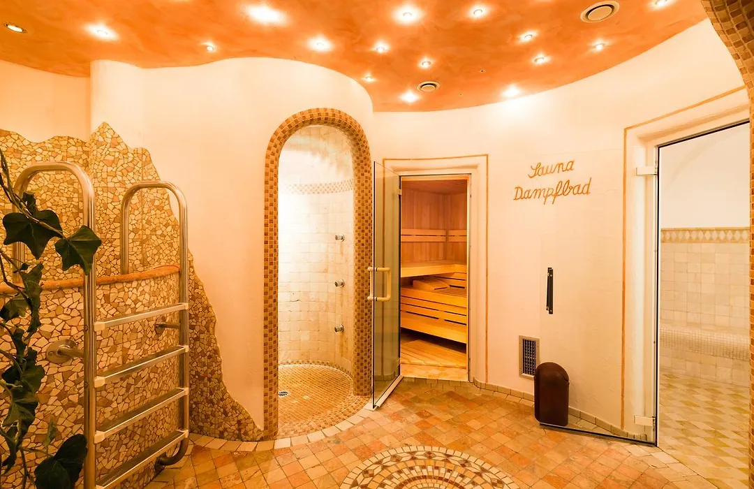 Hotel Rosenheim-1